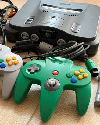 Nintendo 64 originale + 2 controller + 7 giochi