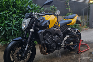 Yamaha FZ1