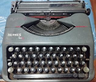 Macchina da scrivere meccanica Hermes Baby anni 40