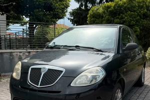 Lancia Ypsilon 1.4 Platino Ecochic GPL