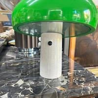 Lampada da tavolo