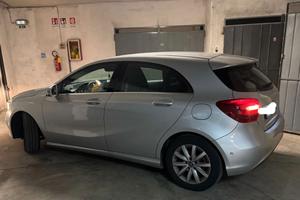 MERCEDES Classe A (180) - 2017