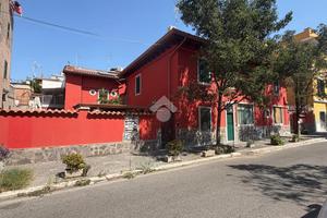 MONOLOCALE A ROMA