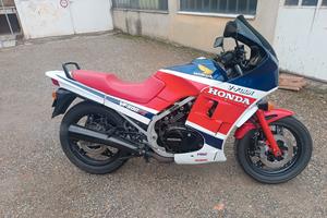 Honda vf 500 fii f2