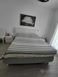 Struttura letto matrimoniale contenitore