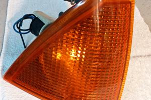 Alfa 75 indicatore anteriore dx 