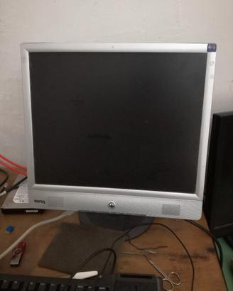 Monitor 17