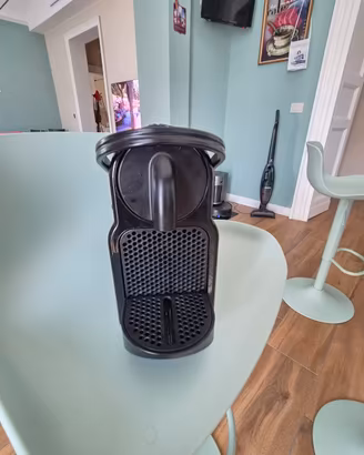 Macchina caffè Nespresso 