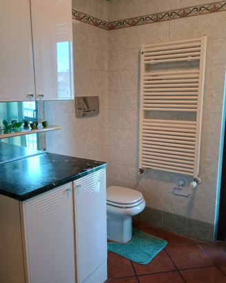 Camera con bagno padronale uso privato