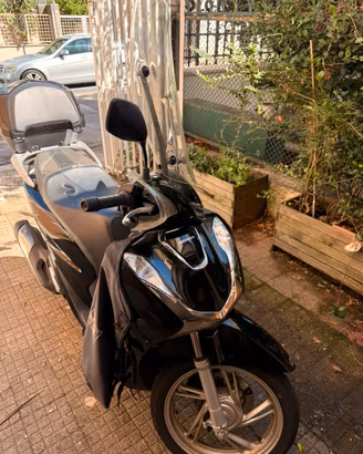 Honda SH 125 2023 - 7033 km - Unico proprietario