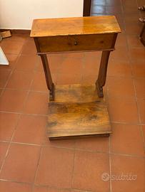 Antico Inginocchiatoio in Noce Massello  Fine '800