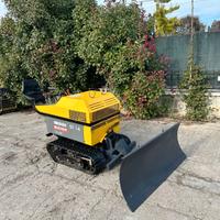 M100 Macchinario cingolato 4 q con lama per la nev