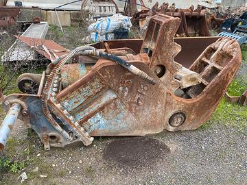 Pinza  frantumatrice