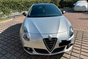 Alfa Romeo Giulietta quadrifoglio verde