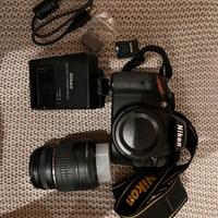 Nikon D3200 + obiettivo 18–55mm VR