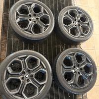 Cerchi renault complete di gomme e valvole