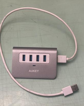 Hub usb3 con 4 porte in alluminio Aukey