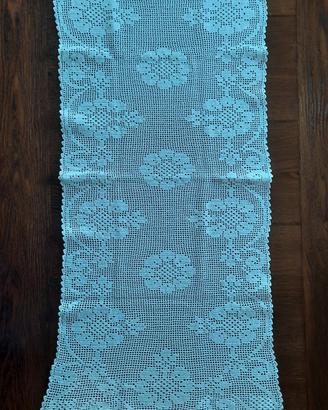 Centro filet in cotone bianco 