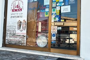 Attività di gastronomia , kebab e macelleria