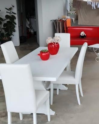 tavolo in legno massello 