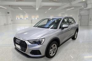 AUDI Q3 40 TDI quattro S tronic Business