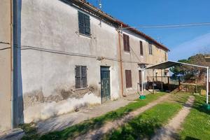 Montegiano 15 Minuti da Pesaro/Fano. SCHIERA CENTR