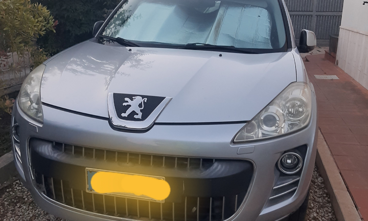 Peugeot 4007