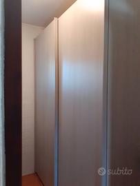 ARMADIO ANTE SCORREVOLI 