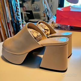 Paio di sabot ZARA beige COME NUOVE!!!