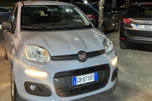Fiat Panda 1.0 69CV BENZ-Hybrid 2020nuova garanzia
