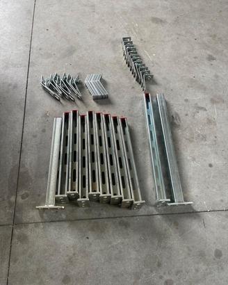 staffe fissaggio Hilti 