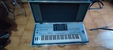 Yamaha Tyros 5