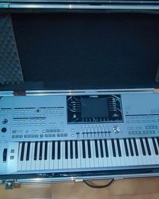 Yamaha Tyros 5