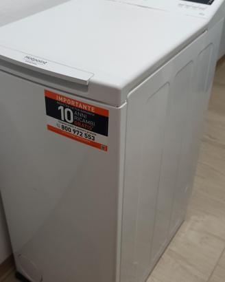 Ariston lavatrice carica dall'alto.