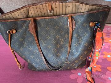 Louis Vuitton Neverfull 