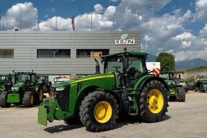 TRATTORE JOHN DEERE 8370R