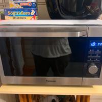 Forno a microonde panasonic NN-C69KSM