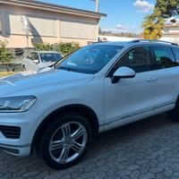 Volkswagen Touareg 3.0 TDI 204 CV tiptronic R-LINE