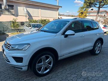 Volkswagen Touareg 3.0 TDI 204 CV tiptronic R-LINE