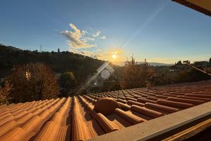 4 LOCALI A STRONCONE