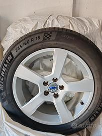 solo le gomme estive 235/60/18 i