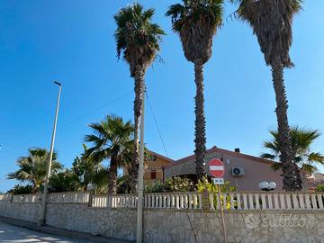 Villetta indipendente fronte mare