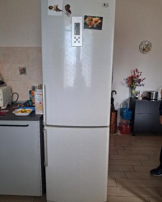 frigorifero con congelatore LG