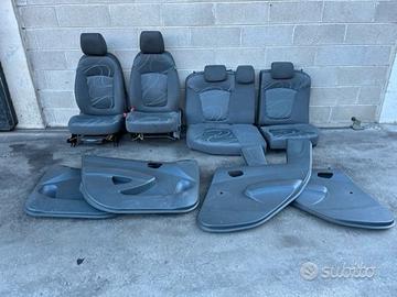 Sedili grigi Chevrolet Spark 2011 5 porte