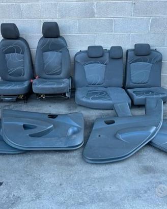 Sedili grigi Chevrolet Spark 2011 5 porte