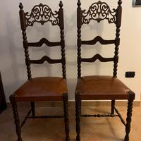 Coppia di sedie d'epoca.