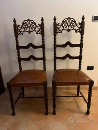 Coppia di sedie d'epoca.
