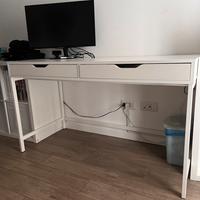 Scrivania Alex di Ikea