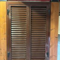 Persiana in alluminio marrone