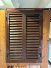 Persiana in alluminio marrone